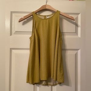 Old Navy high neck tank w keyhole back